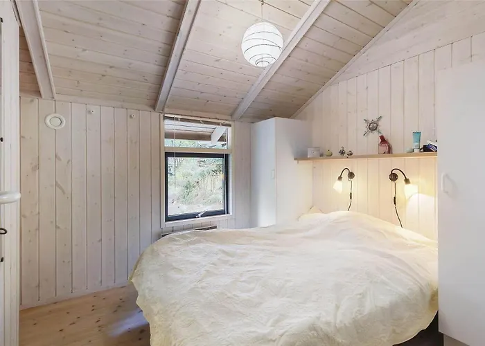 2681-nexo-munkegardsskoven-26 *